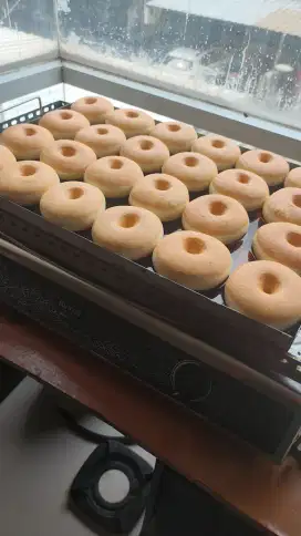 Dibutuhkan segera Baker (Tim Produksi Donat)