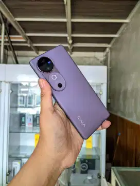 Vivo V40 5G 12/256 mulus fullset original. TT juga bisa