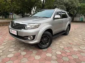 Toyota Fortuner 2.7 G Luxury Bensin At 2015