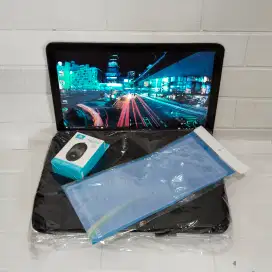 HP ENVY Keyboard nyala+Layar  Sentuh 
Core i7
Ram 16GB/SSD 512GB