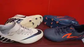 Sepatu Bola Second