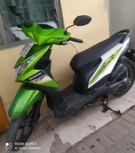 DIJUAL HONDA BEAT TAHUN 2013 HIJAU