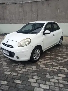 Nissan March 2012 Bensin