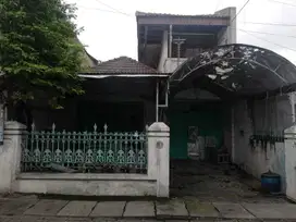 Rumah Hitung Tanah dijual Murah banget Lokasi Ngagel Surabaya Pusat