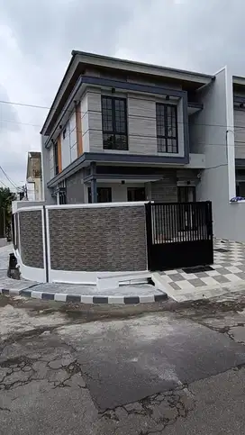 Rumah Baru 2 Lantai HOOK siap Huni BARUK UTARA, Rungkut, SBY Timur