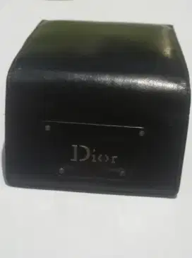 Dompet Merek : Dior