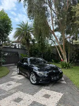 BMW 320i F30 (B48) 2016