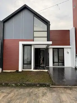 Dijual Rumah Dalam Cluster JB View
