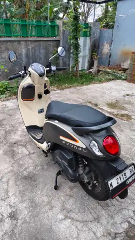 DIJUAL CEPAT SCOOPY KM RENDAH