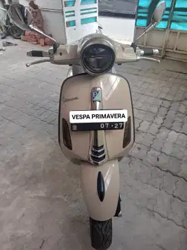 Vespa Primavera 2022