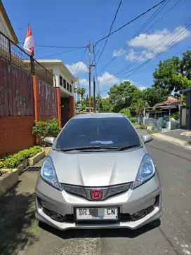Jazz AT RS GE8 2011 (Plat DR Kota)