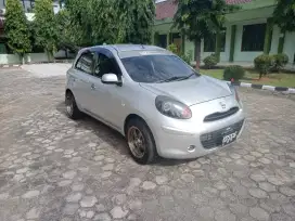 Nissan March 2012 manual