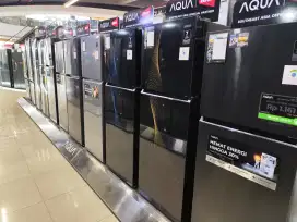 Sedia kulkas merk Aqua berbagai tipe spesial promo homecredit