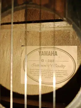 Gitar akustik senar 6