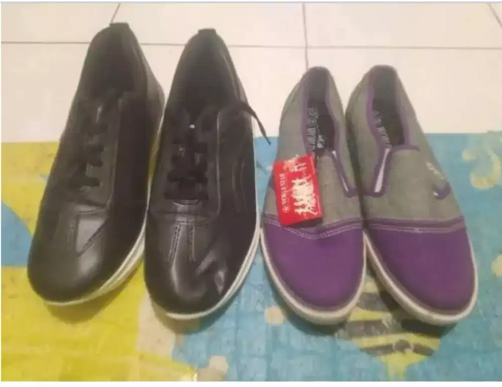 Sepatu Kets & Sarung