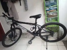 Sepeda gunung Senator type MTB size 26