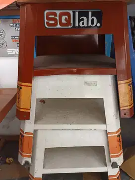 Kursi Pendek Besi