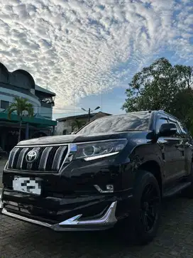 Land Cruiser Prado TX AT Pajero Sport Fortuner