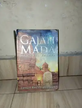 Buku Novel ORI bekas Gajah Mada Hamukti Palapa
