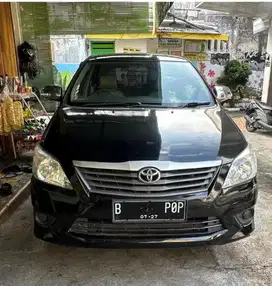 Innova tipe E 2012