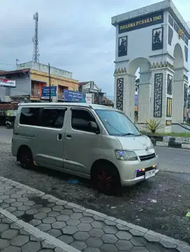 Daihatsu Grandmax 2009