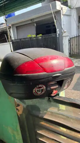 Jual Box givi E45