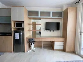 DISEWAKAN APARTEMEN MENTENG PARK