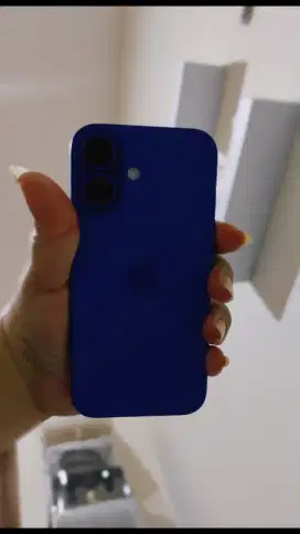 IPhone 16 128GB Ultramarine garansi blibli