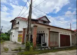 Dijual Rumah Besar 2 Lantai Posisi Strategis