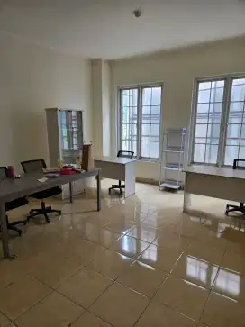 DIBUTUHKAN SALES WANITA