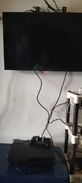 Menjual televisi baru