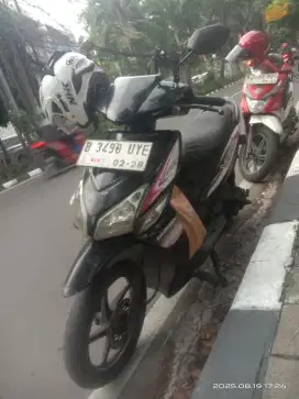 Vario surat-surat lengkap plat panjang