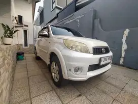 Toyota Rush 2012 S Automatic Putih