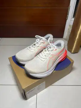 ASICS Gel Kayano 30 sz 39