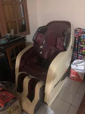 Bangku pijat advance