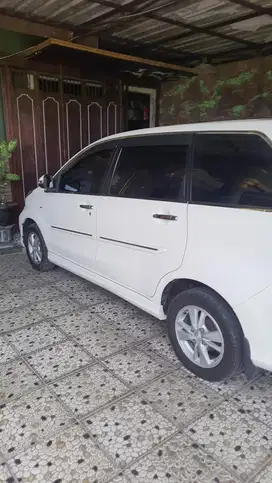 Avanza veloz 2014 Matic 1.5 AD