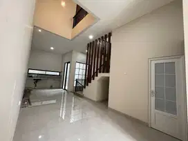 Dijual Rumah Brand New Tomang Jakarta Barat
