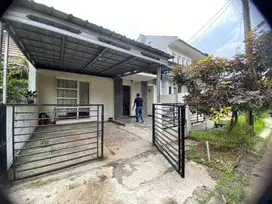DISEWAKAN RUMAH 3KT 2KM 85LB 120LT CLUSTER FLORENTINA HARVEST CITY