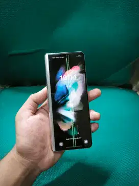 Samsung z fold 3 12/512 gb