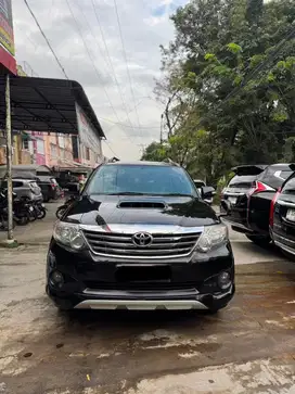 Fortuner Trd Matic (2013/2014) Cakeppp