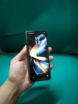 Samsung z fold 4 12/512 gb