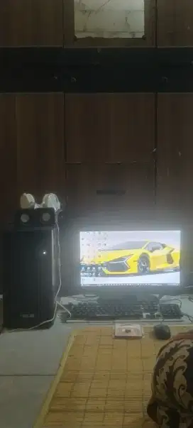 Komputer fullset tinggal pakai ada game roblox petualangan dan bola
