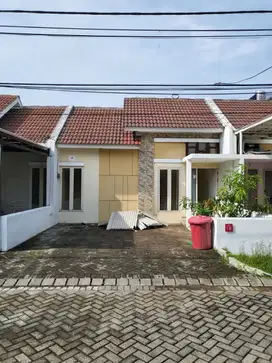 11. Dijual Rumah Grand Deltasari Waru Magnolia Sidoarjo