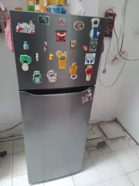 Jual Second Kulkas LG 2 Pintu