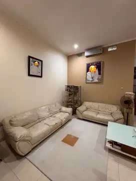 Rumah Rapi Siap Huni 2 Lantai di Gading Harmoni, Kelapa Gading