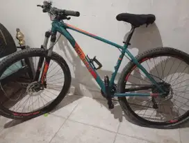 Sepeda MTB Polygon Xtrada 6 29'