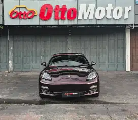 Porche Panamera Th11