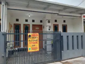 DIKONTRAKAN RUMAH FULL FURNITURE