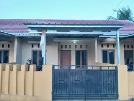 Disewakan rumah Tempat strategis tengah kota