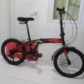 SEPEDA LIPAT UKURAN 20 REPAINT. SIAP PAKE SIAP GOES. LOK. TANAH ABANG